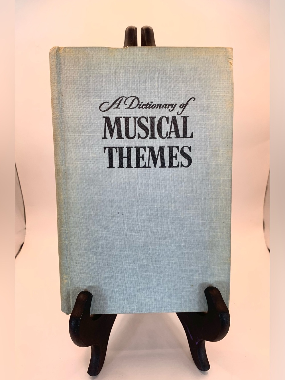 A Dictionary of Musical Themes by Harold Barlow and Sam Morgenstern, April 1970